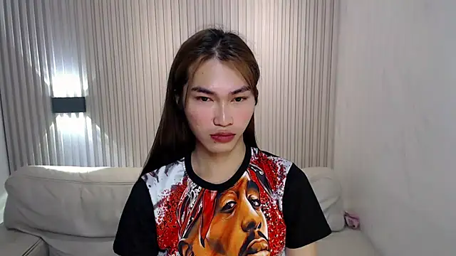 lovelychanel69xx online show from December 15, 1:11 am