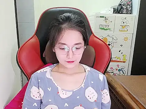 Shulee21 online show from September 15, 2:31 am