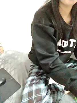 Kembong01 online show from February 19, 12:05 pm