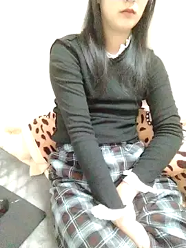 Kembong01 online show from March 7, 9:33 pm