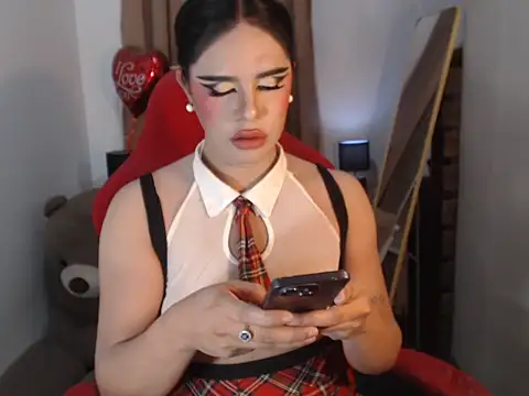 RebeccaTs online show from April 29, 4:53 pm