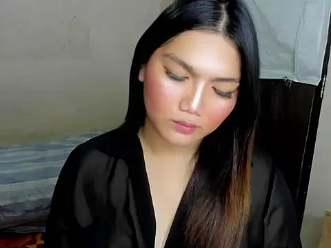 Snapshot of Lou_heart chatting on October 23, 2:45 pm Lou heart online show from October 23, 2:45 pm