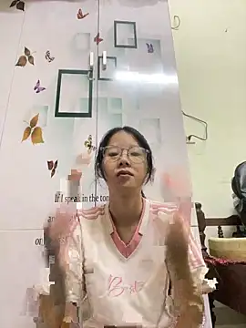 meomeo2k6 online show from October 21, 2:43 pm