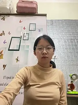 meomeo2k6 online show from December 16, 2:12 pm