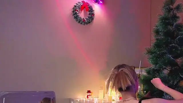 BeatrixGummer online show from December 13, 8:26 pm