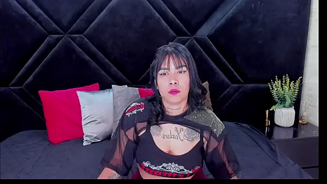 Dantzel  online show from April 10, 7:09 pm