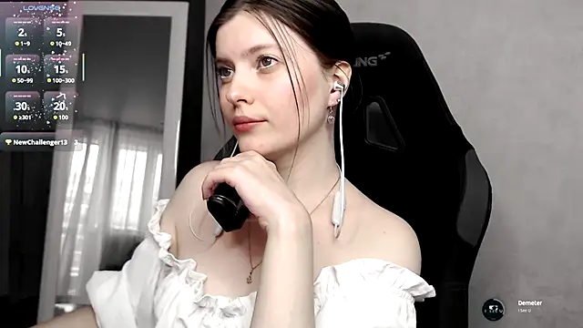 cute elfy  online show from September 9, 2:17 pm