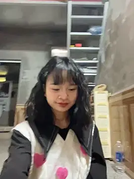 Daisy018 online show from December 5, 4:56 am