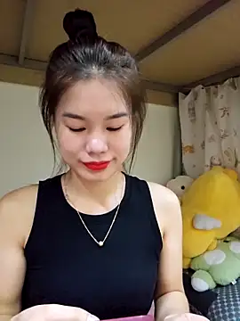 Baby-ladytits2025 online show from November 27, 3:20 am