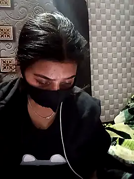 Hot Jaanvi  online show from December 3, 4:20 pm