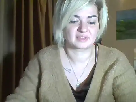 Snapshot of Wymini chatting on October 20, 10:35 pm Wymini online show from October 20, 10:35 pm