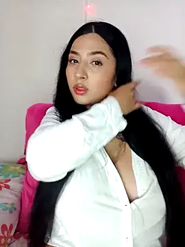 VALENTINA ROUSE  online show from April 5, 8:41 pm