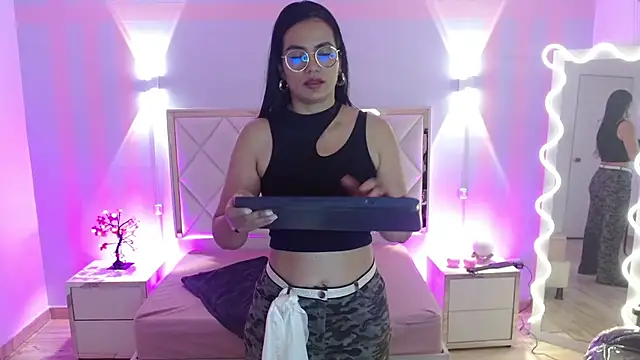 Rosalind tay online show from March 18, 11:37 am