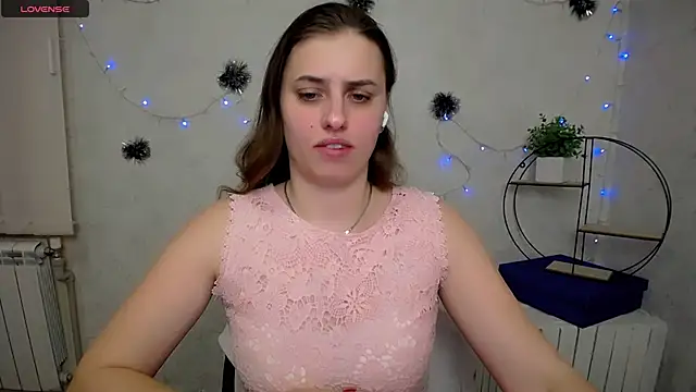 AmandaDimond  online show from January 19, 12:12 pm