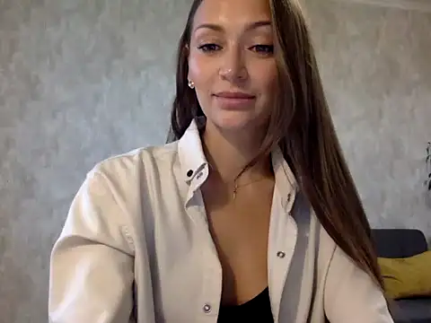 Snapshot of Sainaa1 chatting on October 19, 12:18 pm Sainaa1 online show from October 19, 12:18 pm