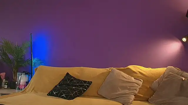 AnyaKim online show from September 13, 6:32 am