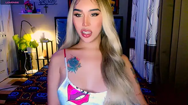 Franchesca Trans online show from November 16, 2:35 am