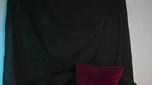 Britney Rose online show from March 16, 5:32 am