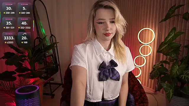 LauraWifeness online show from November 11, 6:53 am