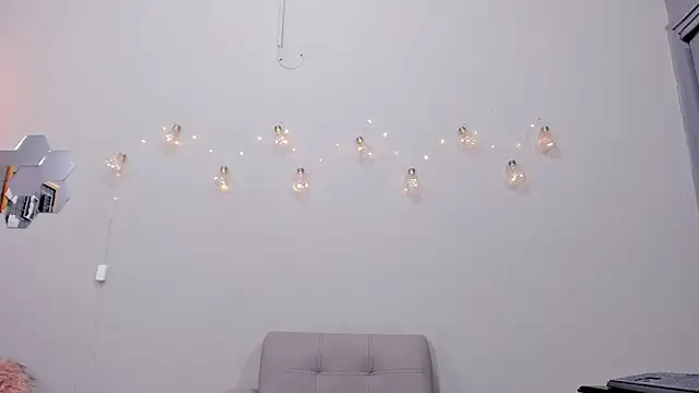 alianim online show from April 5, 8:19 pm