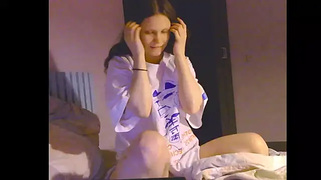 Lunliss online show from April 3, 6:50 pm