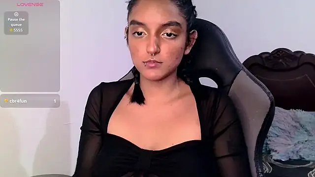 Ari 20  online show from October 4, 1:00 am