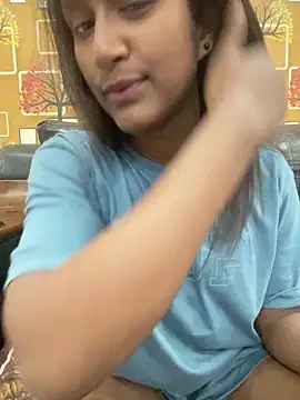 mickle james online show from March 15, 9:28 pm