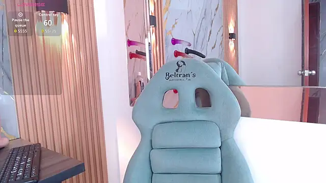 Dhapn Lennox online show from November 10, 3:45 am