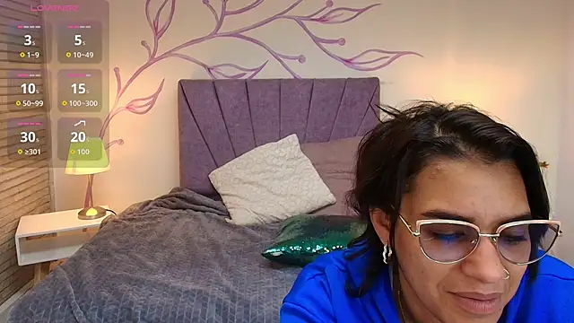 Lia Blake  online show from September 29, 12:10 pm