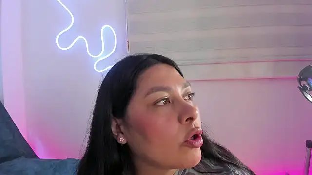 missweetpeach online show from September 17, 3:04 am