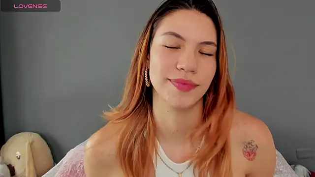 AntonellaaRossii online show from November 3, 4:00 pm