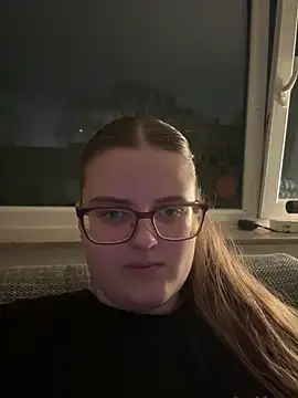 CurvyPaar2 online show from February 10, 8:34 pm