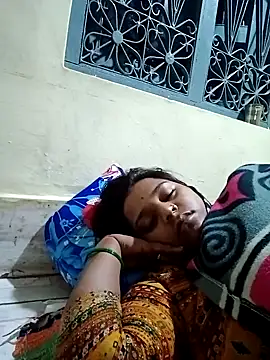 Hot crety online show from October 16, 11:51 pm