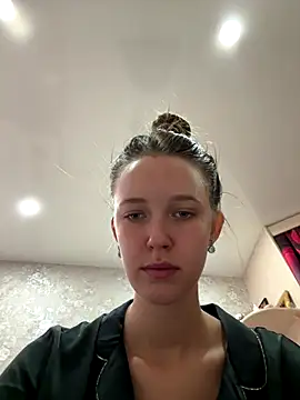 ElliRose online show from October 27, 5:36 am