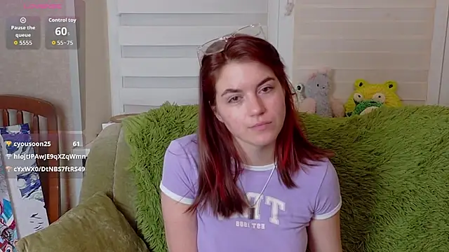 Snapshot of ElzaBlis chatting on October 10, 8:03 pm ElzaBlis online show from October 10, 8:03 pm