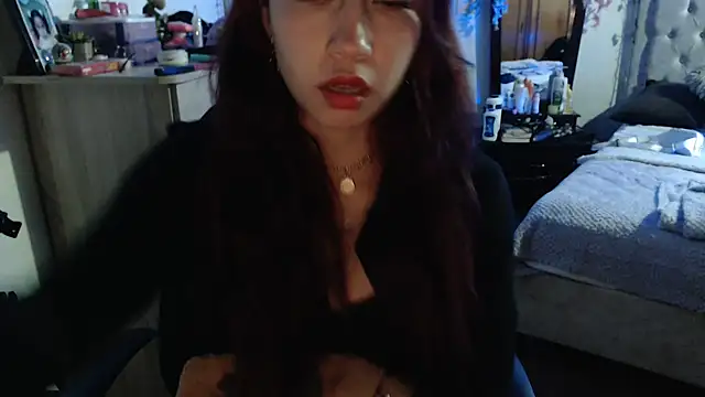 evali16 online show from December 4, 1:08 am