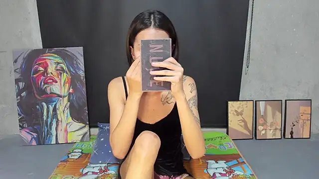 Colette Thompson online show from March 16, 12:53 pm