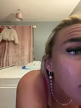 EllieMaeBaby online show from February 6, 11:08 pm