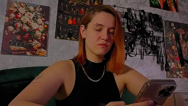 the high priestess online show from March 8, 2:59 am