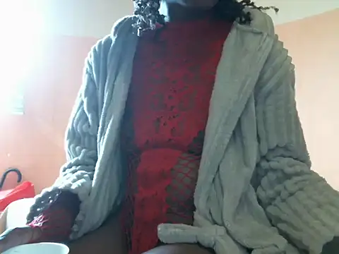 Snapshot of Pretty_miss_devilxxx35 chatting on October 21, 7:01 am Pretty miss devilxxx35 online show from October 21, 7:01 am
