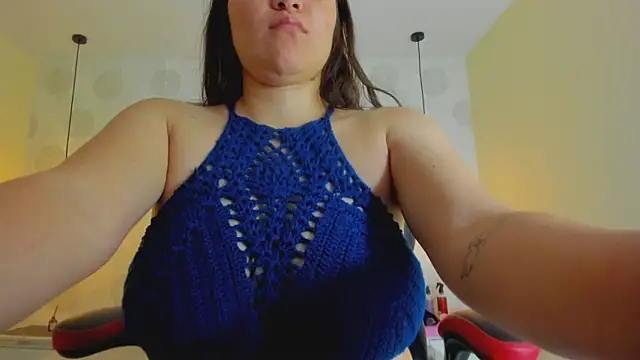 GIANAMILLER6 online show from December 19, 12:41 pm