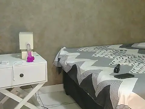 BQueen223 online show from October 25, 1:24 am