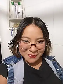 AsshleyVillaloboss online show from November 19, 4:56 am