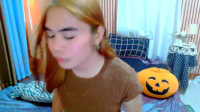 zeusdaven online show from October 2, 6:07 am