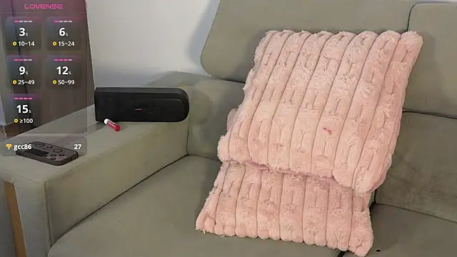 chloe ember online show from April 7, 7:32 am