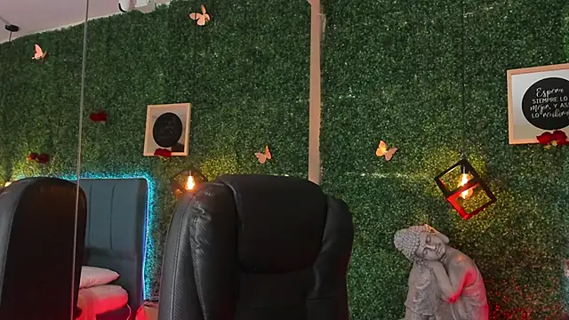 Linagh  online show from April 13, 12:50 pm