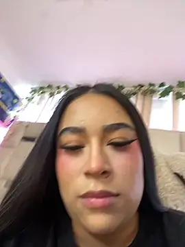 Zoey thompson online show from September 13, 7:33 pm