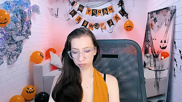 CareyJonas online show from October 31, 3:38 pm