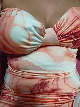 airamoon online show from April 13, 4:25 am