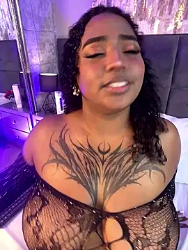 Cristal-Jonnes online show from January 16, 3:46 am